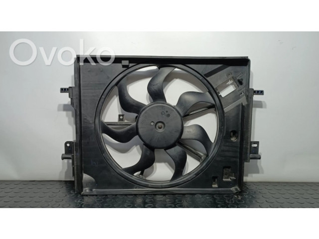 Вентилятор радиатора 214815285R Renault Clio V