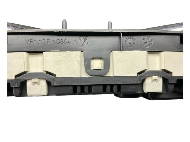 Přístrojová deska  Nissan Qashqai+2 2009   