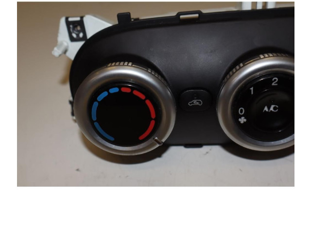 Блок управления климат-контролем 735557283 Fiat 500L