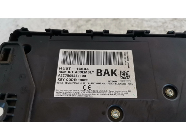   Pojistková skříňka HU5T15604   Ford Fusion II 2014