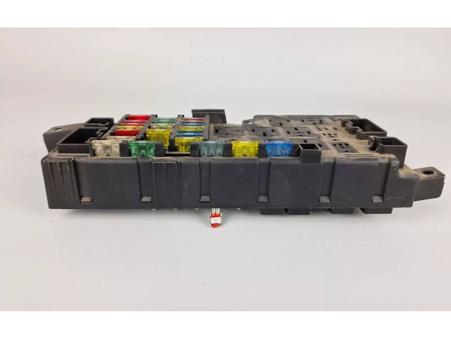 Блок предохранителей  30728008   Volvo XC90    