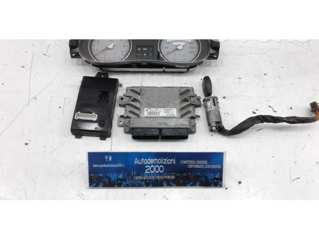 Комплект блоков управления Dacia Sandero