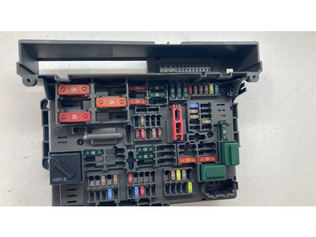 Pojistková skříňka 911944605, 10688710 BMW X1 E84 2011