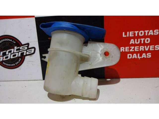 Langų skysčio bakelio užpylimo vamzdelis