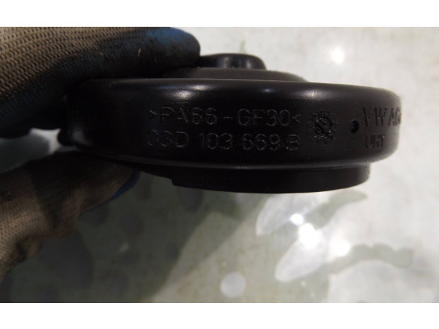 Масляный насос   03D103669B  Skoda Fabia Mk2 (5J) 