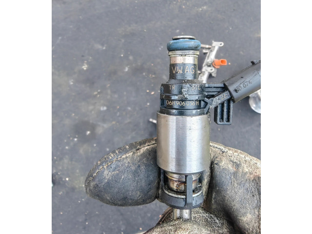 Комплект форсунок 06H906036H    Audi TT TTS Mk2   