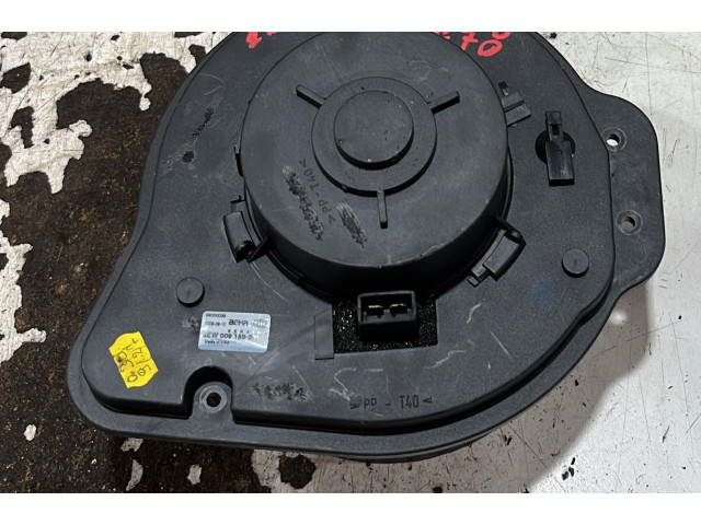 Вентилятор печки       Volvo C70