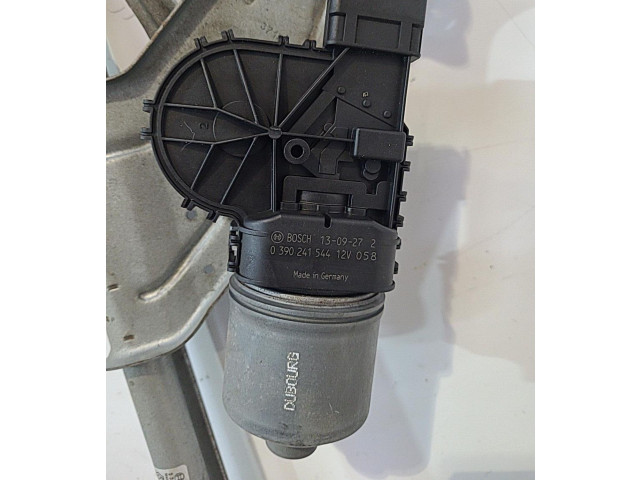 Моторчик дворников 8200619512    Dacia Duster