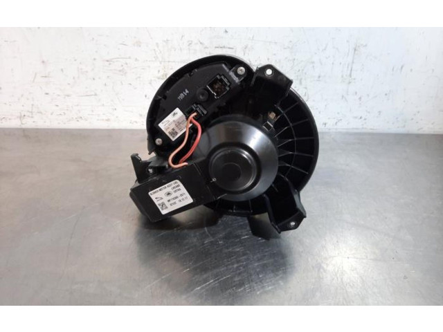 Вентилятор печки    GX7318456AA   Jaguar F-Pace