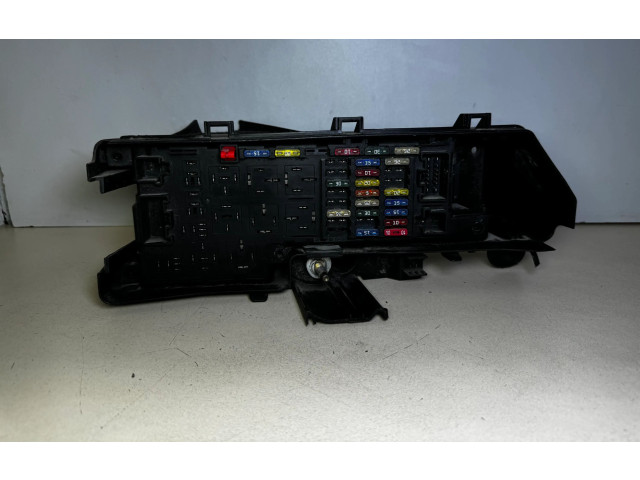 Блок предохранителей 9452993, 518322110 Volvo S60