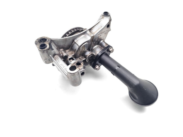 Масляный насос CAYC 03L115105C Audi A3 S3 A3 Sportback 8P