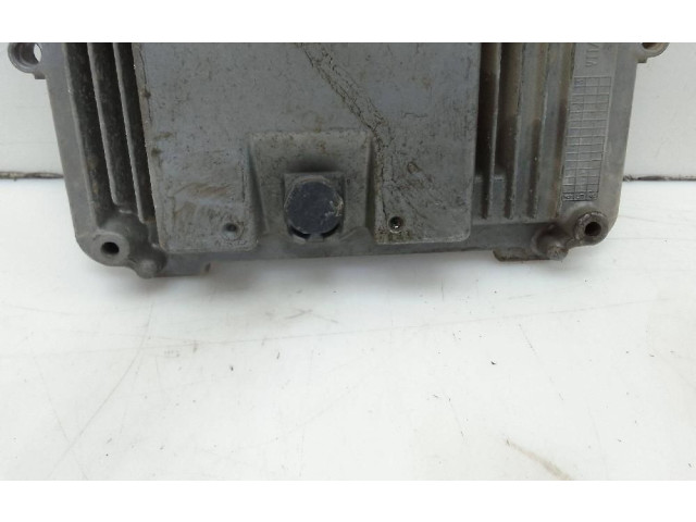 Блок управления двигателя 0281032378   Ford Tourneo