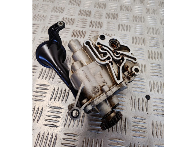 Масляный насос 06H115105AF, 06J115251S Skoda Superb B6 (3T)