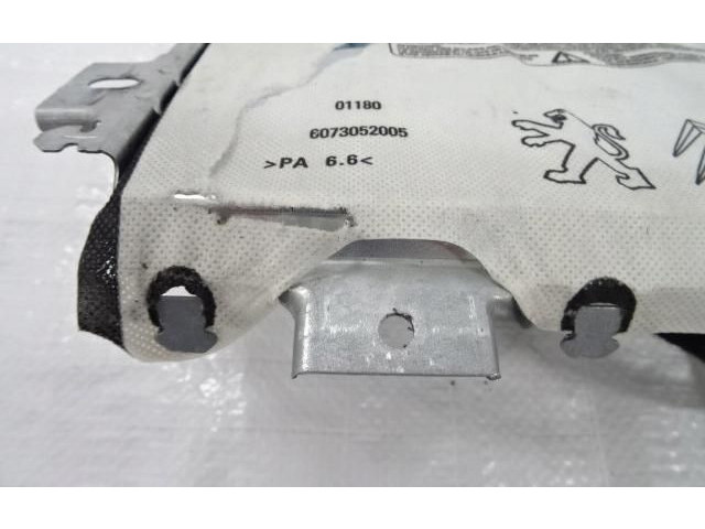 Vstřikovací lišta 9681466680 Peugeot RCZ