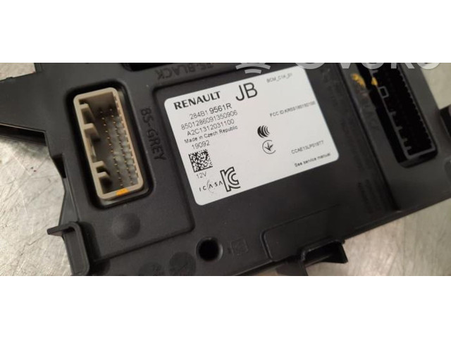 Блок комфорта 284B19561R   Renault Clio V   
