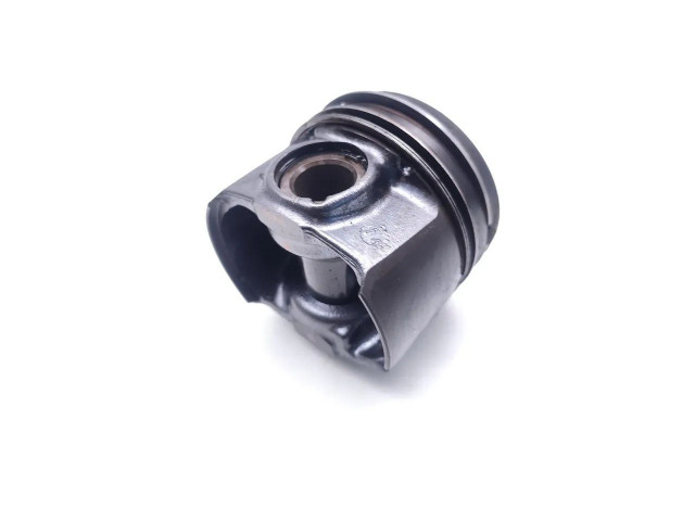 Píst T7MA   Ford Kuga II    T7MA 