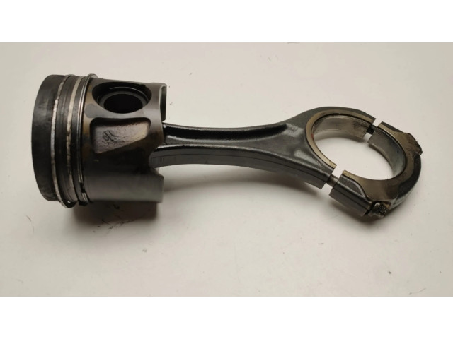 Шатун OM 642.920 A6420303420    Mercedes-Benz CLS C219 для дизельного двигателя 3.0