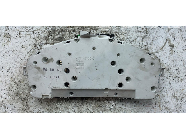 Панель приборов    Volvo V50       