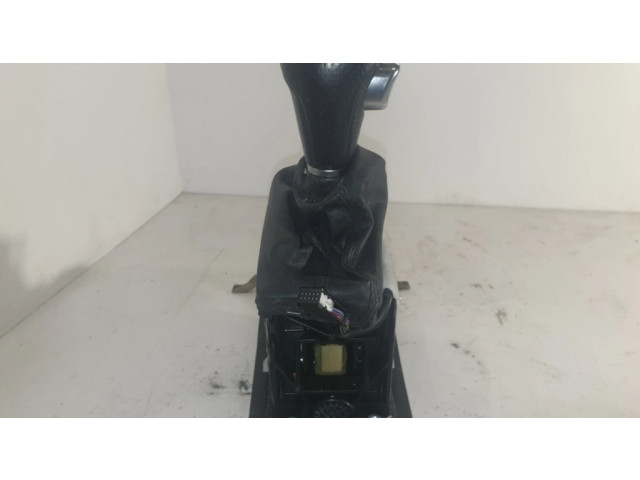 Механизм переключения передач (кулиса) (в салоне)