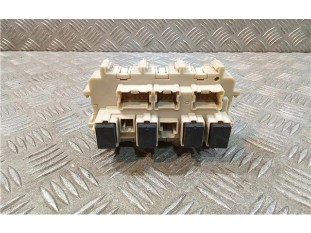   Pojistková skříňka 4EB0C, 4EB0C   Nissan Qashqai 2018