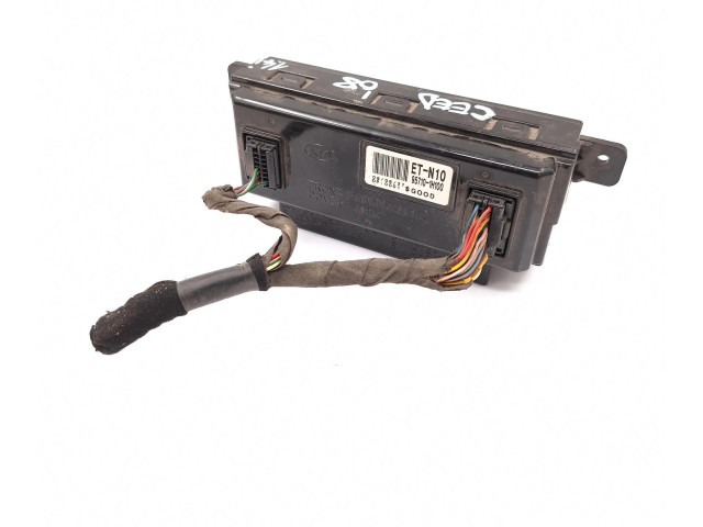 Дисплей    957101H100, 95710-1H100   KIA Ceed