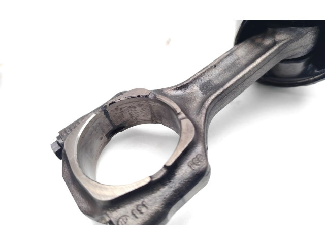 Píst 939A9.000 Alfa Romeo Brera pro naftový motor 2.4 939A9.000 2.4 JTDM 20V