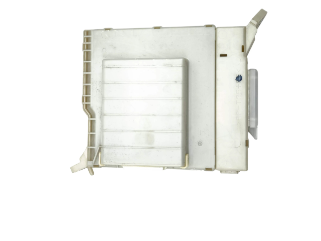 Pojistková skříňka 8273030620 Lexus GS 300 350 430 450H 2007