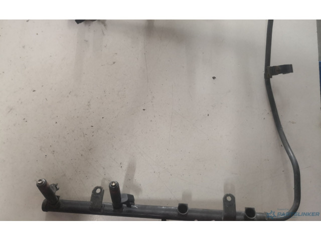 Топливная рампа Jeep Grand Cherokee (WJ)