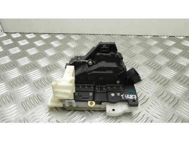 Zámek zadních dveří 2S4AA26412CB, T6087   Ford Mondeo Mk III 2004