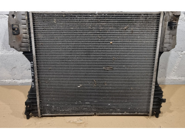 Радиатор охлаждающей жидкости CW938005AB, C2038733   Jaguar XF