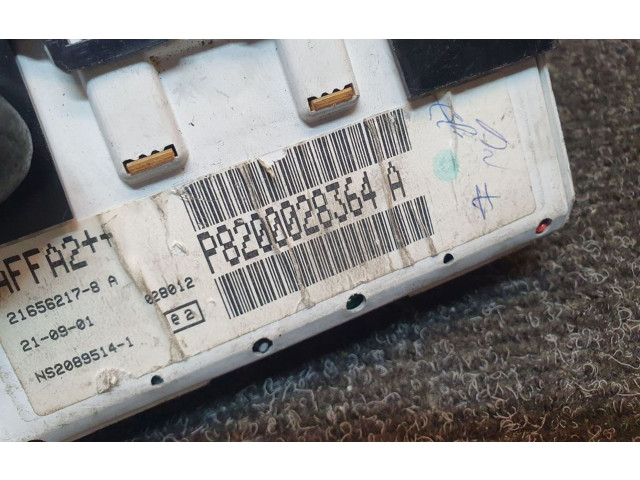 Дисплей P8200028364A Renault Clio II