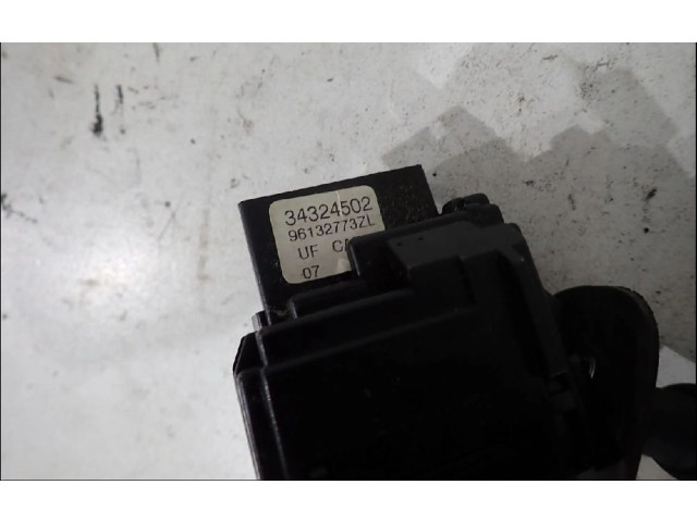 Ручка стеклоочистителей 623961   Citroen Xantia