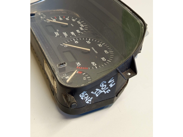 Панель приборов 851005020, 1H0919860BX   Volkswagen Golf III       