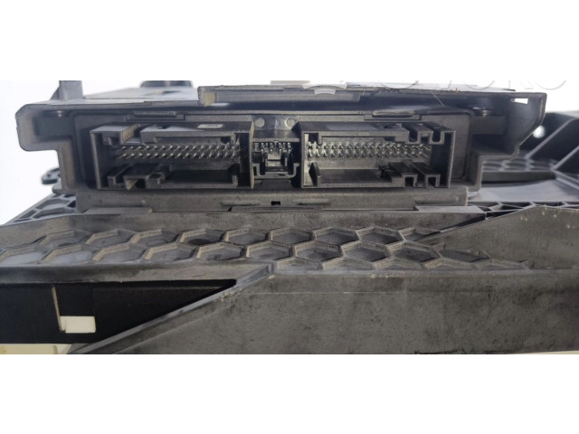 Блок предохранителей 1769001101 Mercedes-Benz A W176