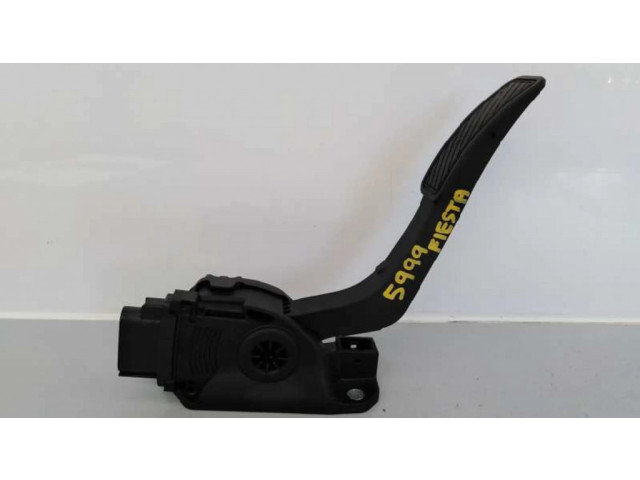 Педаль акселератора