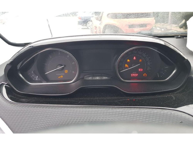 Панель приборов 9824707480 Peugeot 2008 I