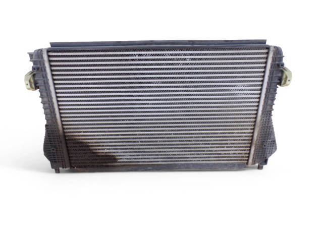 Интеркулер 1K0145803BM Volkswagen Caddy