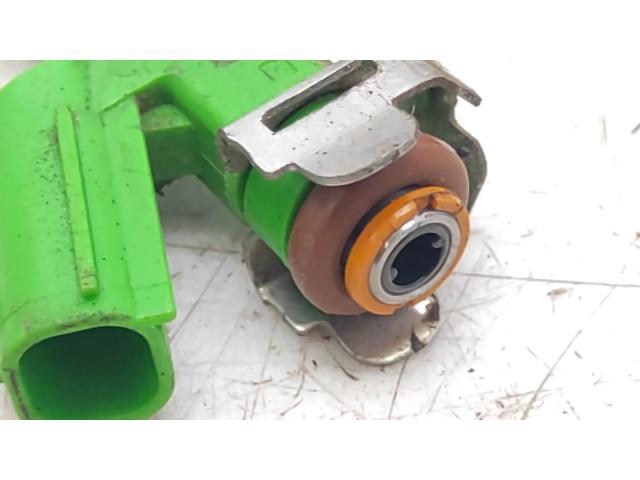 Vstřikovač    Suzuki Swift  pro benzínový / Электричество motor 1.2 K12C 