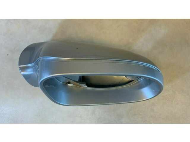 Пластиковая отделка зеркала