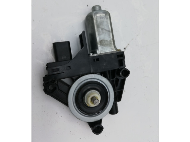 Передний двигатель механизма для подъема окон