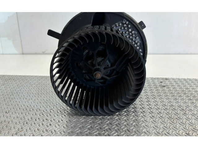 Вентилятор печки 1K2820015G, 3C0907521F Audi Q3 8U