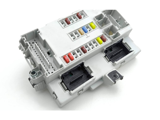 Блок предохранителей 68233380AC, 503441271211 Jeep Cherokee