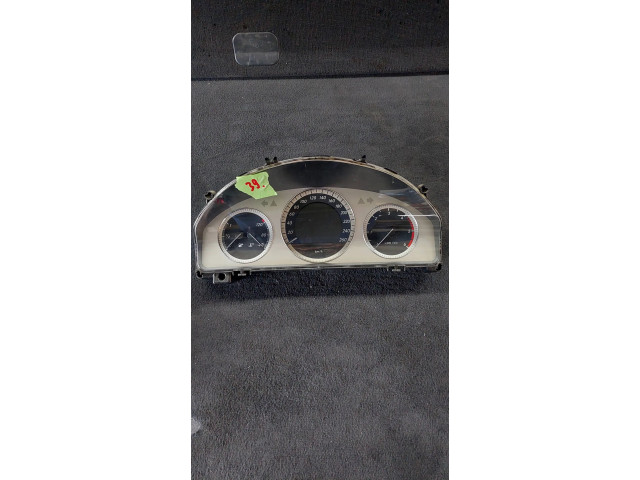 Přístrojová deska Mercedes-Benz C W204 2010 A2049004500, A2045422600