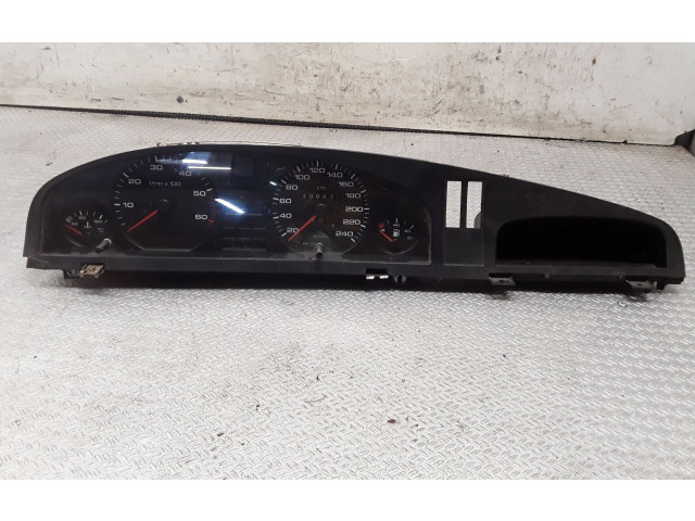 Панель приборов 4A1919033CL   Audi A6 S6 C4 4A       