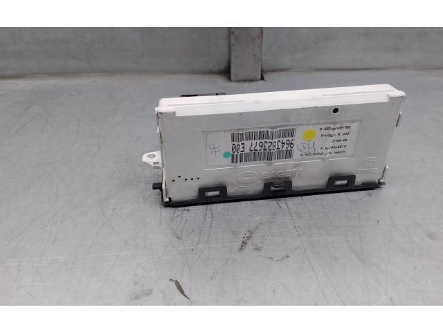 Дисплей 9643823677, 216672036 Citroen Xsara