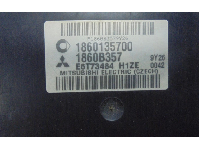 Блок управления двигателем ECU 1860135700, CENTRALITAMOTORUCE Mitsubishi Colt