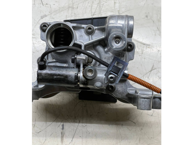 Масляный насос   31452517-AA  Volvo S90, V90 