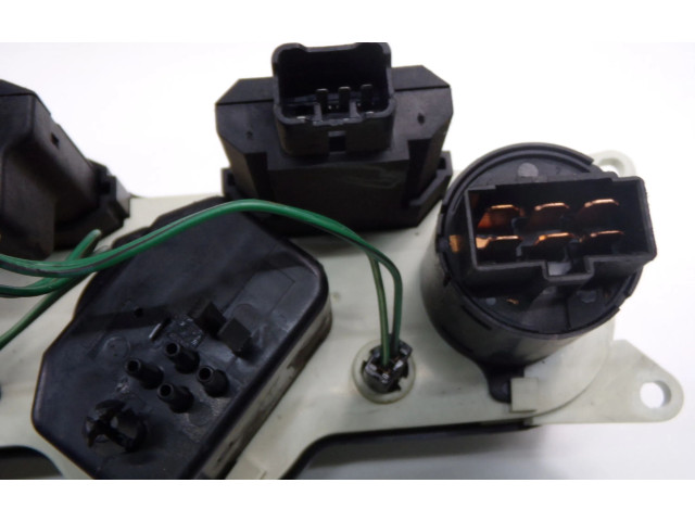 Блок управления климат-контролем    Audi Coupe