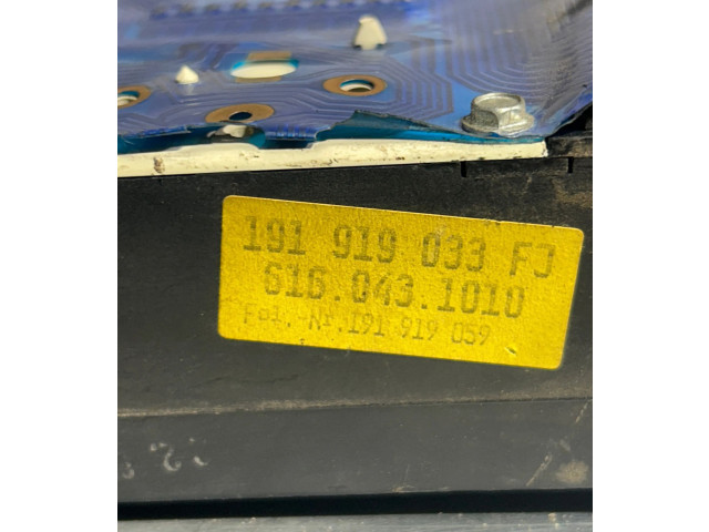 Панель приборов 191919059, 6160431010 Volkswagen Golf II