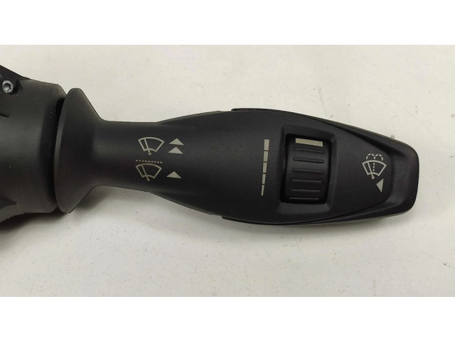 Ручка стеклоочистителей 8A6T17A553AC Ford Fiesta